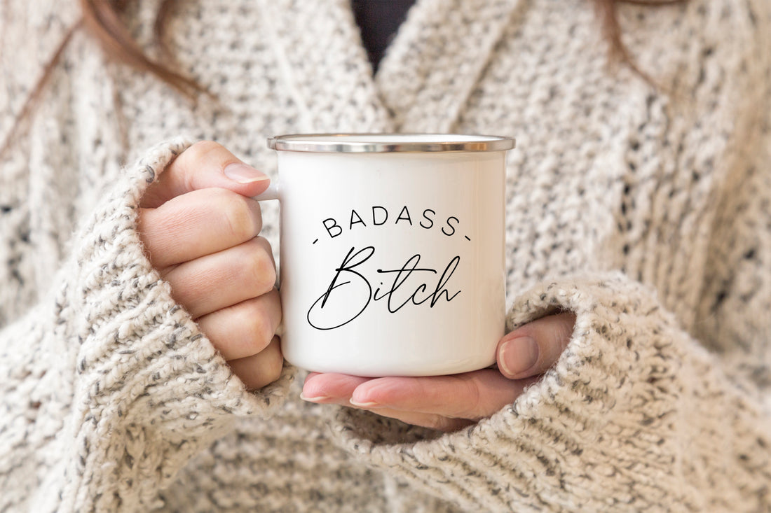 Badass Bitch camper mug - Creativien